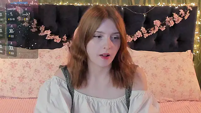 Snapshot of AliceLanley chatting on May 9, 2026, 2:53 pm AliceLanley online show from May 9, 2026, 2:53 pm