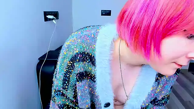 dollmore online show from October 11, 2025, 6:42 pm