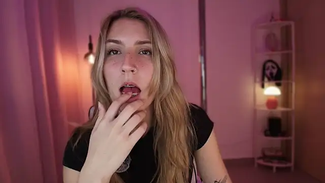 Dakotaa  online show from December 3, 2025, 4:35 am