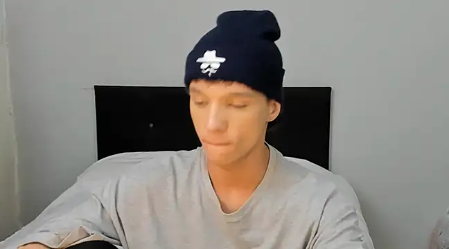 angelcortes online show from March 22, 2025, 3:20 pm