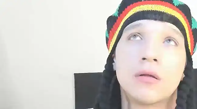 angelcortes online show from December 6, 2024, 4:19 am