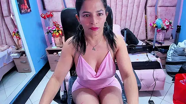 HornySkinny26 online show from January 7, 2026, 5:01 am