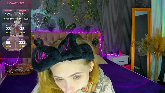 DellaRowe online show from February 28, 2025, 1:36 pm