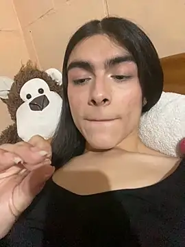 valendoll online show from September 23, 2025, 2:07 am