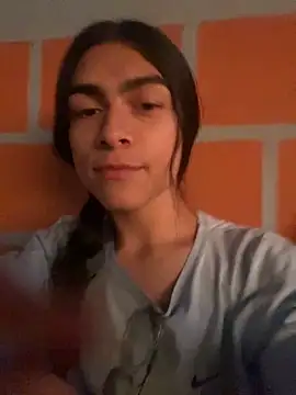 valendoll online show from January 23, 2025, 11:36 pm