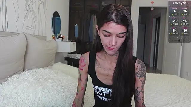 vinkitinkii online show from December 18, 2025, 7:46 am