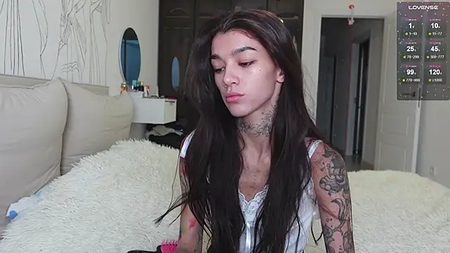 vinkitinkii online show from December 21, 2025, 7:32 am