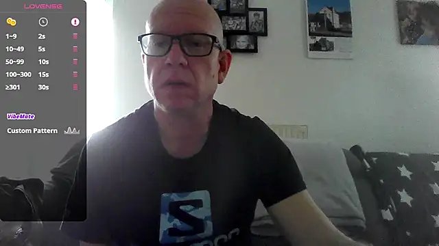 JW313 online show from February 7, 2025, 11:23 am