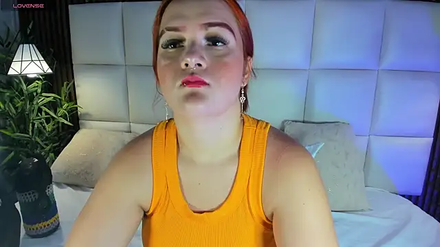 MelanieKlaus online show from February 9, 2026, 12:03 pm