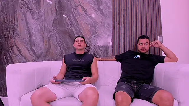 hot  guys  online show from December 3, 2025, 1:43 pm