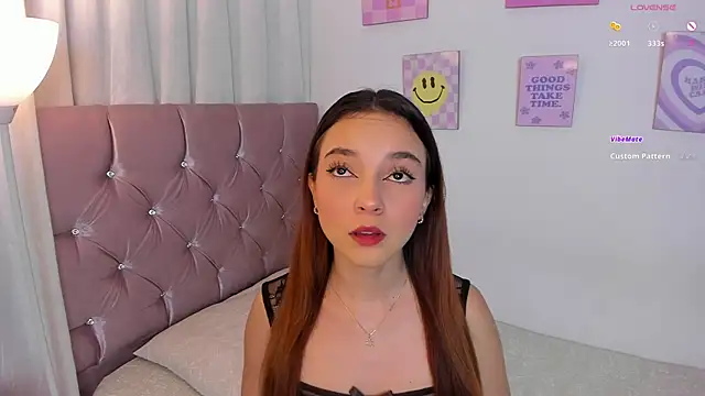 Snapshot of kate_sweet01 chatting on October 14, 2025, 2:12 am kate sweet01 online show from October 14, 2025, 2:12 am