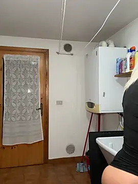 petrouchkaaa  online show from January 16, 2026, 9:02 am