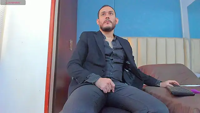 Snapshot of jeanpiere_ chatting on November 9, 2025, 12:31 pm jeanpiere online show from November 9, 2025, 12:31 pm