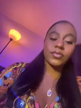 Snapshot of charlotteeruss chatting on July 18, 2026, 3:04 am charlotteeruss online show from July 18, 2026, 3:04 am