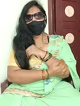 yours-kavaya online show from November 24, 2025, 4:18 pm