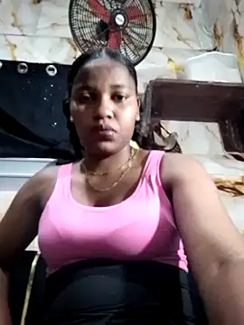 Snapshot of minayims chatting on February 12, 2026, 4:12 am minayims online show from February 12, 2026, 4:12 am