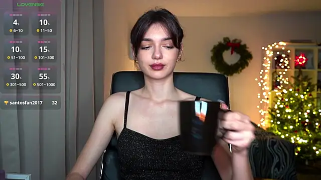 olivia jeas online show from December 15, 2025, 11:42 pm