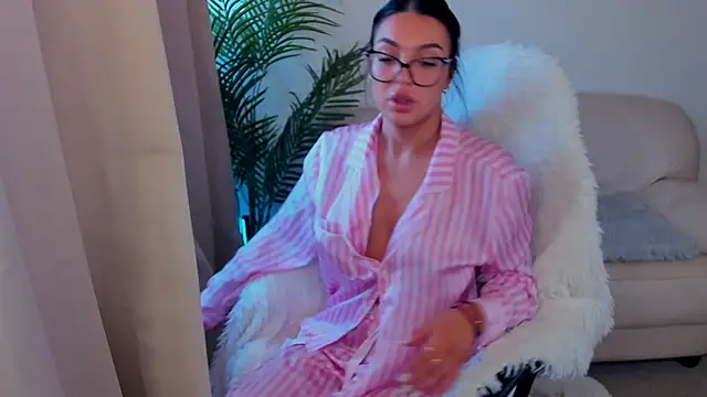 RaveWithMe9 online show from March 8, 2025, 9:17 am