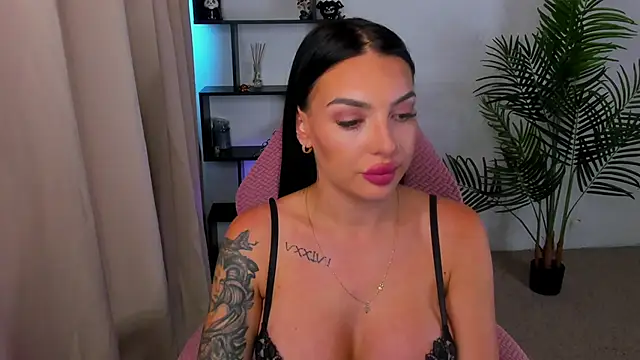 RaveWithMe9 online show from September 22, 2025, 9:15 am