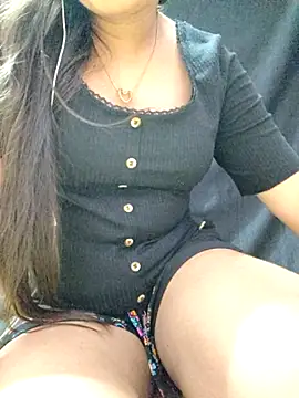 Snapshot of Roshni_98 chatting on July 21, 2026, 5:20 am Roshni 98 online show from July 21, 2026, 5:20 am