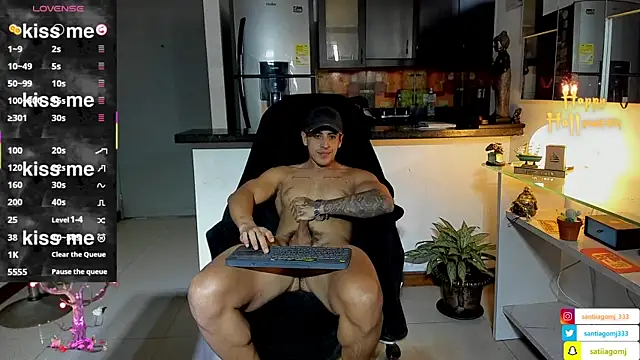 Snapshot of Dominic_Joness chatting on October 14, 2025, 9:58 pm Dominic Joness online show from October 14, 2025, 9:58 pm