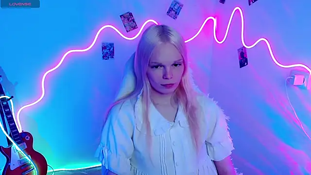 Emily Nyaffee online show from October 7, 2025, 7:59 pm