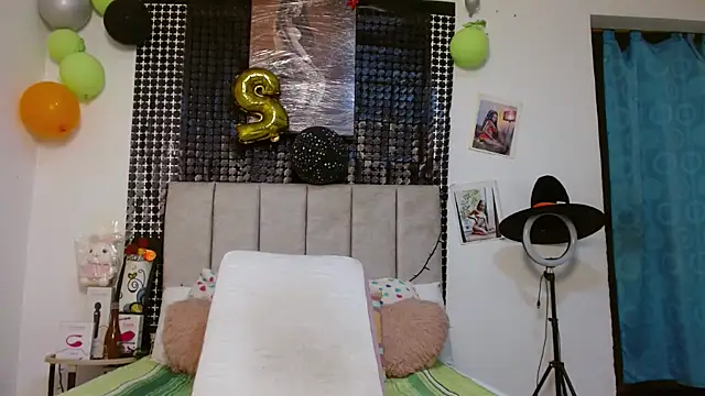 Snapshot of Wilson_Siara chatting on November 15, 2025, 2:59 am Wilson Siara online show from November 15, 2025, 2:59 am