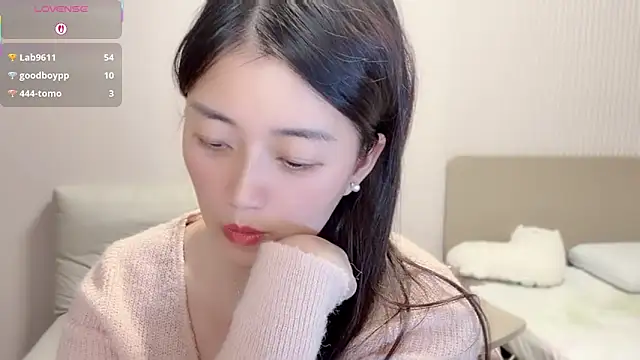 Snapshot of A-xena chatting on October 25, 2025, 3:01 pm A-xena online show from October 25, 2025, 3:01 pm