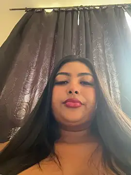 NatashaBrown12 online show from December 3, 2025, 12:59 pm