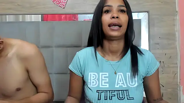 chicasirbo online show from October 18, 2025, 8:22 pm