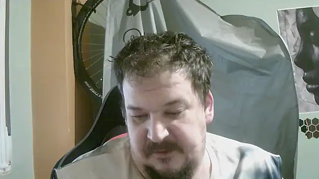 porkorossy online show from May 13, 2026, 7:48 am