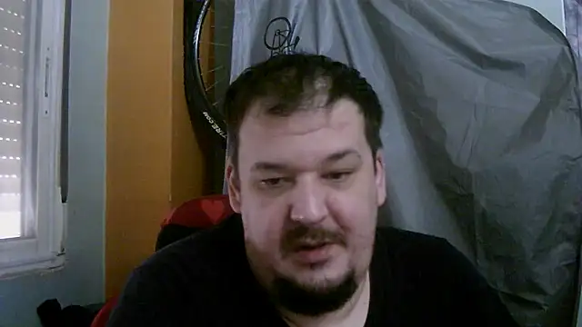 porkorossy online show from April 16, 2026, 7:42 am