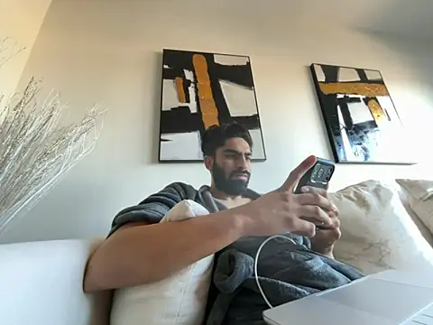 Snapshot of Carlos-195- chatting on October 6, 2025, 3:02 pm Carlos-195- online show from October 6, 2025, 3:02 pm