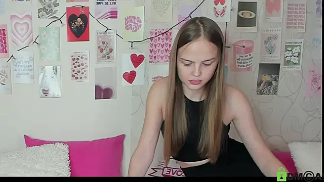 Snapshot of little_radiant_sun chatting on November 17, 2025, 9:46 am little radiant sun online show from November 17, 2025, 9:46 am