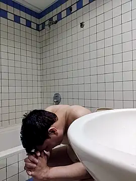 ZIMMY25 online show from April 8, 2026, 1:56 pm