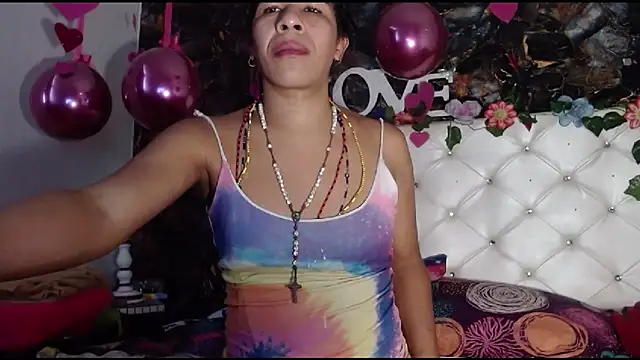 DesireDirtyTS   online show from September 19, 2025, 11:58 am
