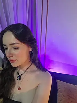 Snapshot of Kate_Amaretto_ chatting on February 11, 2026, 4:40 pm Kate Amaretto online show from February 11, 2026, 4:40 pm