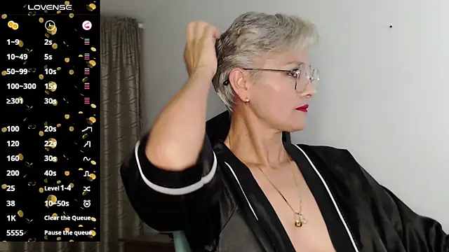 Snapshot of scarlett_paris22 chatting on January 26, 2025, 11:18 pm scarlett paris22 online show from January 26, 2025, 11:18 pm