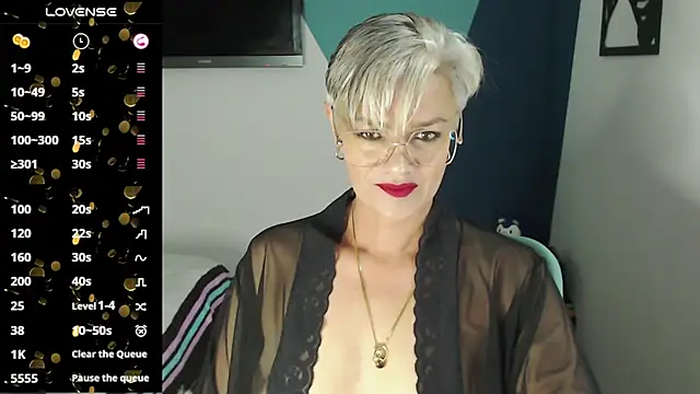 Snapshot of scarlett_paris22 chatting on March 5, 2025, 11:27 pm scarlett paris22 online show from March 5, 2025, 11:27 pm