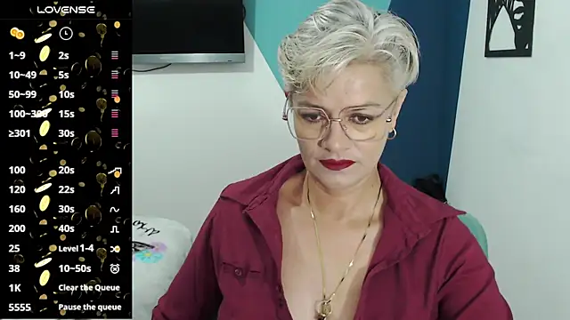 Snapshot of scarlett_paris22 chatting on March 19, 2025, 11:36 pm scarlett paris22 online show from March 19, 2025, 11:36 pm
