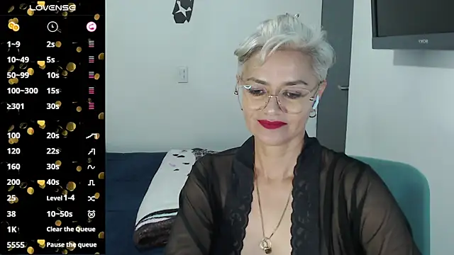 Snapshot of scarlett_paris22 chatting on March 5, 2025, 2:46 am scarlett paris22 online show from March 5, 2025, 2:46 am