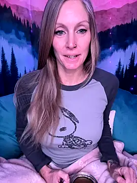 ItsDanniG online show from October 29, 2025, 5:12 pm