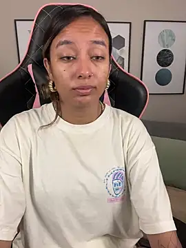 DianaHopson online show from March 5, 2025, 10:44 am