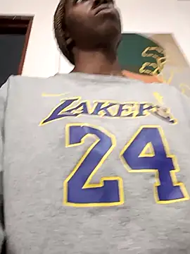 Snapshot of Shanelle__ chatting on February 23, 2026, 1:33 pm Shanelle online show from February 23, 2026, 1:33 pm