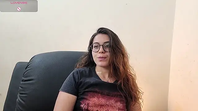 irinasweet27 online show from November 16, 2025, 1:21 am