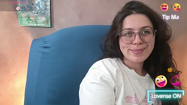 irinasweet27 online show from May 31, 2026, 8:31 pm