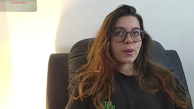 irinasweet27 online show from October 17, 2025, 2:08 pm