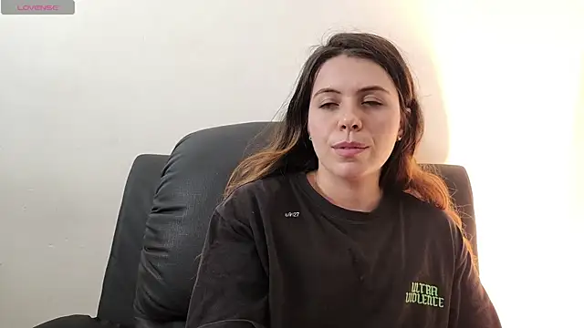 irinasweet27 online show from October 17, 2025, 1:31 am