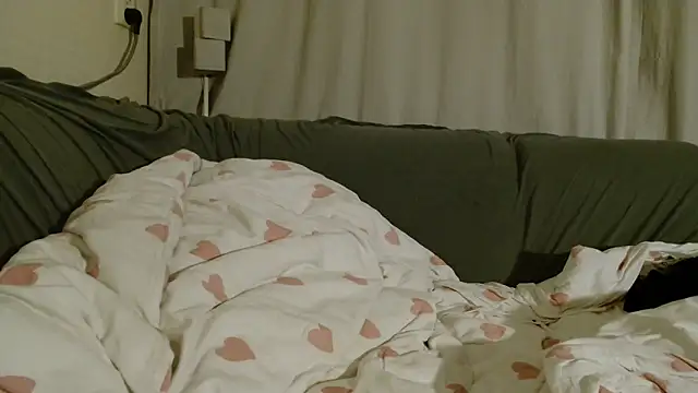 Snapshot of ROXYNL chatting on February 21, 2025, 5:46 am ROXYNL online show from February 21, 2025, 5:46 am