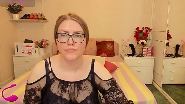 Snapshot of AmandamurX chatting on June 27, 2026, 1:28 pm AmandamurX online show from June 27, 2026, 1:28 pm